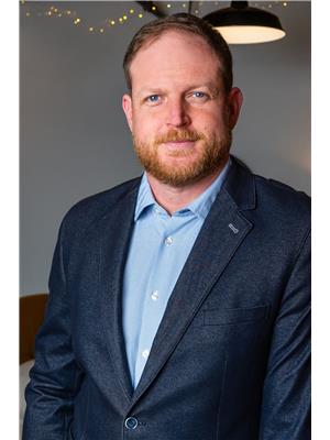 PATRICK KOZIEROWSKI, RE/MAX REAL ESTATE CENTRE INC., BROKERAGE
