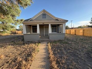 Walsenburg house for rent - 301 E 4th