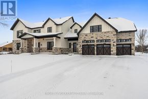 Ottawa house for rent - A large house with a snowy front yard.
