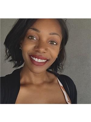 Lisa Awgu, RE/MAX HALLMARK REALTY GROUP