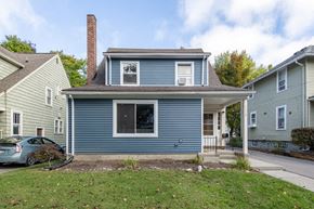 Ann Arbor apartment for rent - 1119 Granger Exterior closer