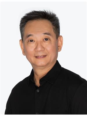TERRY LIU, RE/MAX METROPOLIS REALTY