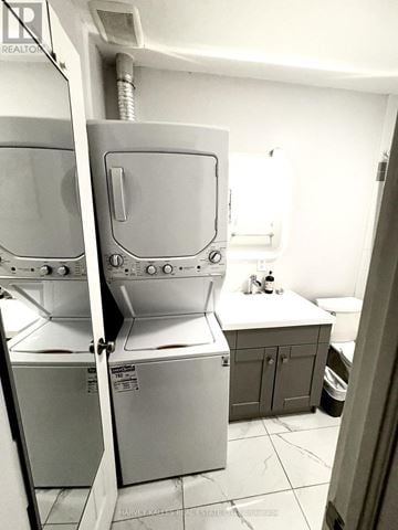 Toronto (Kensington-Chinatown) townhouse for rent - 2 - 11 SAINT PATRICKS SQUARE 2