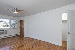 Lake Hiawatha apartment for rent - Beverwyck Gardens