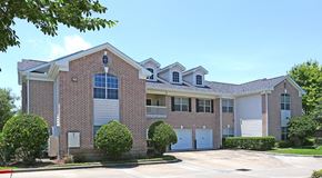 Katy apartment for rent - Reserved Resident Parking at Ashley House, Katy, 77450