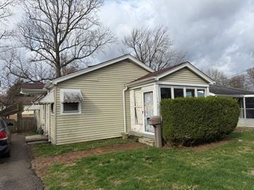 New Albany house for rent - 1403 Indiana Avenue