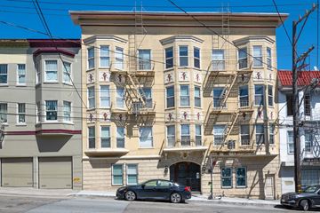 San Francisco apartment for rent - A building with a fire escape on the side.