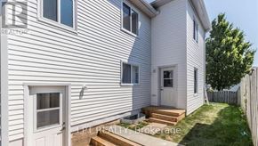 Waterloo apartment for rent - Source URL: https://ddfcdn.realtor.ca/listing/TS639094181721830000/reb82/highres/2/x12894212_2.jpg