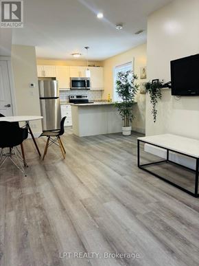 Waterloo apartment for rent - Source URL: https://ddfcdn.realtor.ca/listing/TS639094181721830000/reb82/highres/2/x12894212_5.jpg