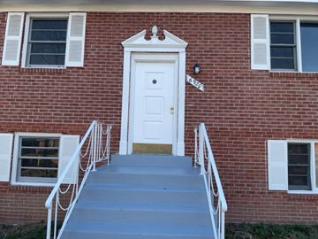 Clinton house for rent - 6920 Groveton Drive