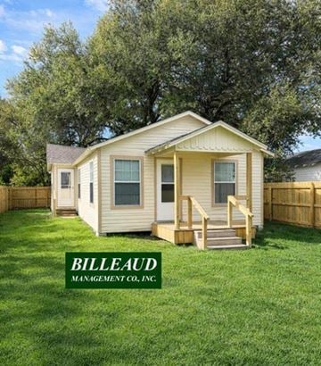 Lafayette house for rent - 246 Paul Breaux Ave.