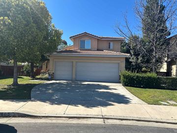 Corona house for rent - 9465 Nickellaus Ct.