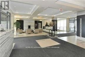Markham (Unionville) condo for rent - A spacious lobby with a black and white checkered floor.