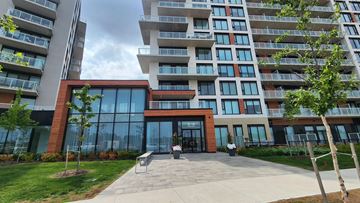 Richmond Hill house for rent - 2 David Eyer Road, Suite 1130