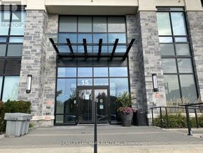 Markham (Unionville) condo for rent - The front of a building with the number 15 on it.
