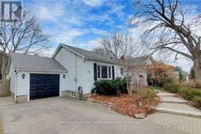 Burlington (Lasalle) apartment for rent - A house with a garage is for sale.
