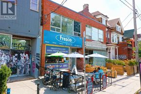 Toronto (Kensington-Chinatown) apartment for rent - A Fresco's fish and chips restaurant with outdoor seating.