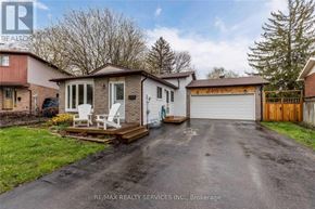 Barrie (Sunnidale) apartment for rent - A residential property with a driveway and garage is for sale.