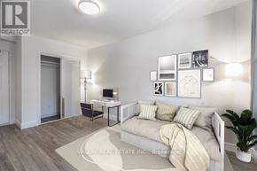 Toronto (Church-Yonge Corridor) condo for rent - A bedroom with a bed, desk, and chair.