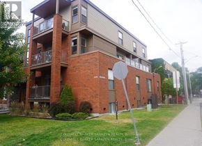 Ottawa apartment for rent - Source URL: https://ddfcdn.realtor.ca/listing/TS639112479794530000/reb76/highres/4/x12971074_2.jpg