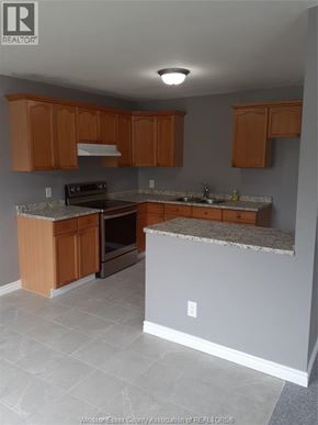 Windsor apartment for rent - Source URL: https://ddfcdn.realtor.ca/listing/TS639112491568900000/reb34/highres/9/26007459_2.jpg