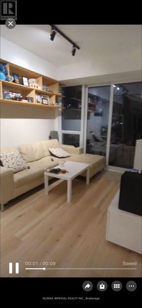 Toronto (Regent Park) condo for rent - Source URL: https://ddfcdn.realtor.ca/listing/TS639112522173200000/reb82/highres/4/c12971684_2.jpg