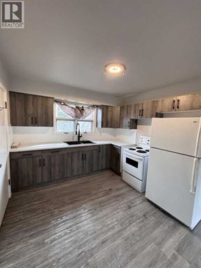 Lethbridge apartment for rent - Source URL: https://ddfcdn.realtor.ca/listing/TS639112734617670000/reb26/highres/0/A2300010_5.jpg