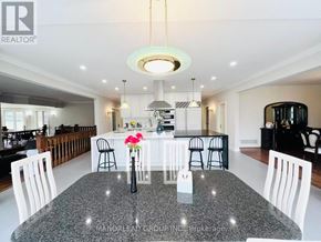 Vaughan (Vellore Village) apartment for rent - Source URL: https://ddfcdn.realtor.ca/listing/TS639112579552800000/reb82/highres/8/n12972318_5.jpg