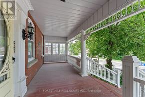 Richmond Hill (Mill Pond) multi-family for rent - Source URL: https://ddfcdn.realtor.ca/listing/TS639112579558100000/reb82/highres/4/n12972374_4.jpg