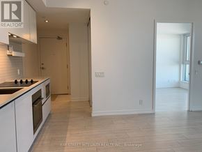 Vaughan (Vaughan Corporate Centre) condo for rent - Source URL: https://ddfcdn.realtor.ca/listing/TS639112630223900000/reb82/highres/8/n12973158_5.jpg