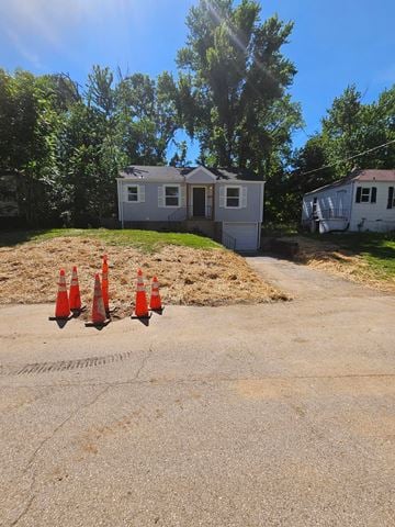 St. Louis house for rent - 10177 Winkler Drive
