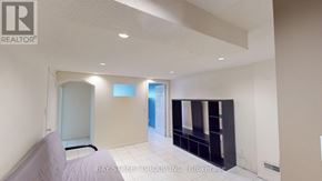 Markham (Grandview) apartment for rent - A realtor company is showing a property for sale.