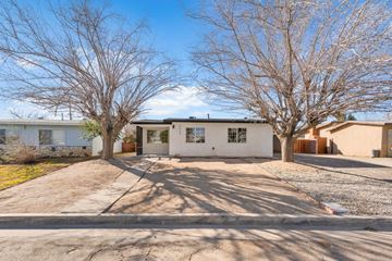 Palmdale house for rent - 2024 Sweetbrier Street