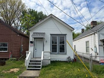 Louisville house for rent - 2618 Cornwell St
