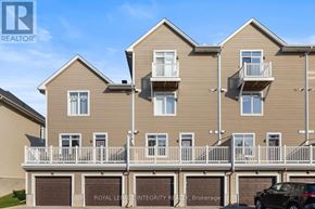 Ottawa townhouse for rent - A building with the words "Royal Lease Integrity" on it.