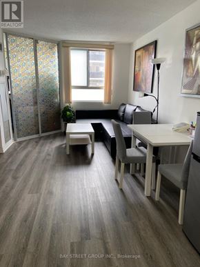 Toronto (O'connor-Parkview) condo for rent - A realtor photo of a Bay Street Group Inc. brokerage office.