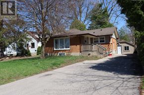 London North (North N) apartment for rent - A house with a driveway in front of it.