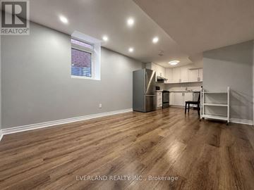 Richmond Hill (Rouge Woods) apartment for rent - BASEMENT - 4 SHELL COURT basement
