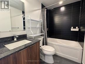 Toronto (Church-Yonge Corridor) condo for rent - A room with a sliding door and a table in it.