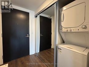 Toronto (Church-Yonge Corridor) condo for rent - A small bedroom with a bed, nightstand, and a dresser.