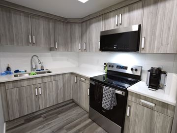 Edmonton house for rent - Basement, 7708 Koruluk Lane Southwest