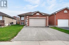 Barrie (East Bayfield) apartment for rent - A house with a garage is for sale.