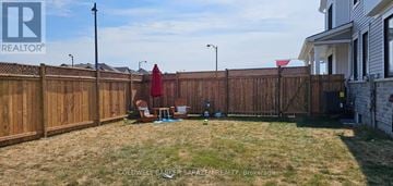 Ottawa apartment for rent - 50 GREEN ASH AVENUE
