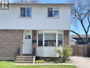 St. Catharines (Lakeport) apartment for rent - A house with the number 10 on the front door.