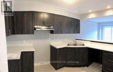 Hamilton (Stoney Creek Mountain) townhouse for rent - 214 DALGLEISH TRAIL