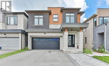 Newmarket (Woodland Hill) apartment for rent - A modern two-story house with a garage is for sale by Kamali Group Realty Brokerage.