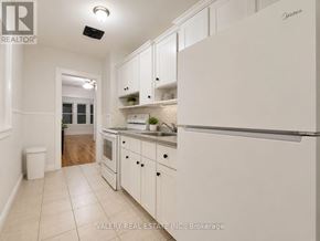 Windsor multi-family for rent - 4 - 1093 HOWARD AVENUE 4
