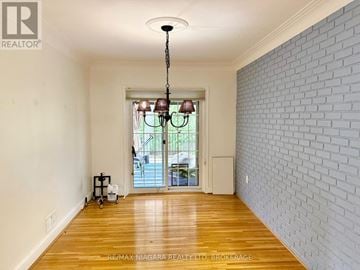 St. Catharines (Vine/Linwell) apartment for rent - A living room with two couches and a coffee table.