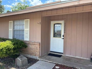 San Antonio house for rent - 12209 Hollow Glen St, San Antonio - AVAILABLE NOW!