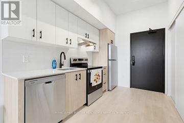 Burlington (Alton) condo for rent - 123 - 4878 POWERS COMMON 123
